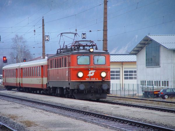 at-oebb-br1141-radstadt-301202-full.jpg