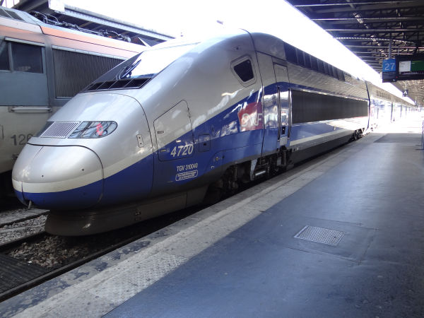 fr-sncf-tgv4720-parisgaredelest-050314-full.jpg