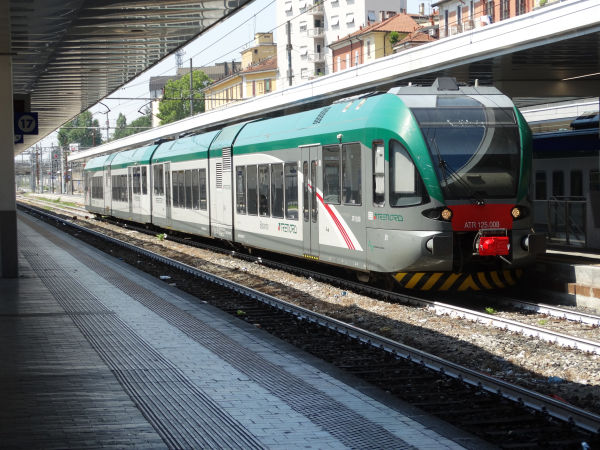 it-trenord-gtw412-portagaribaldi-070719-full.jpg