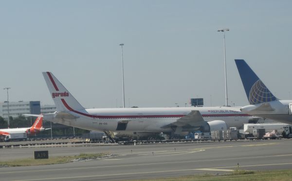 nl-garuda-pk_gig-schiphol-129623-full.jpg