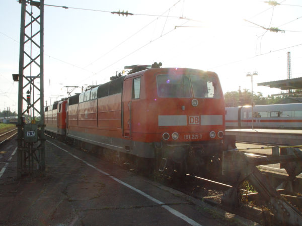 de-db-br181-karlsruhe-200704-pic3-full.jpg