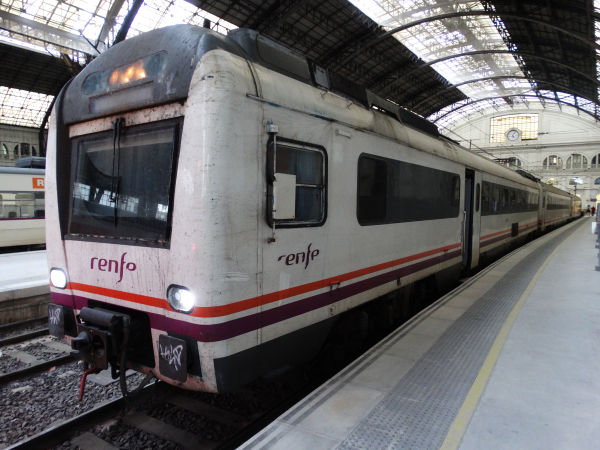 es-renfe-448-barcelonafranca-081118-pic3-full.jpg