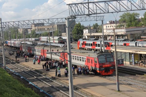 ru-rzd-ed9m-petrozavodsk-100715-timovarshukov-full.jpg