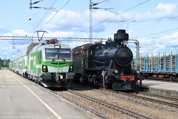 fi-vr-dr3+hv3-kontiomaeki-09625-kalevikaemaeraeinen-full.jpg
