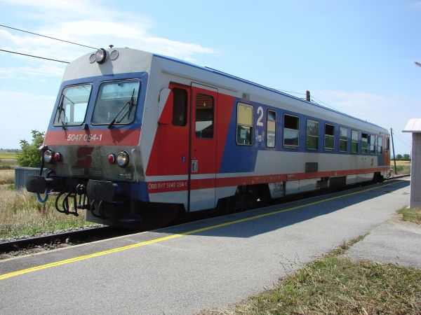 at-oebb-br5047-neusiedl-am-see-080707-pic3-full.jpg