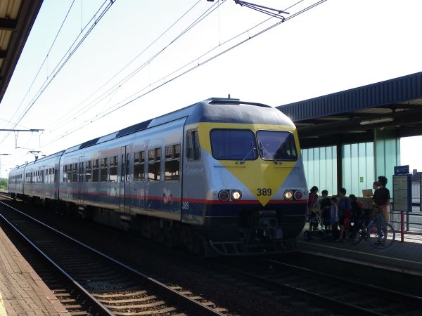 be-sncb-am80-oudenaarde-180710-pic1-full.jpg