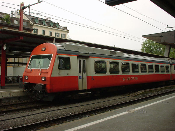 sbb-swiss-express-steering-wagon-090602.jpg