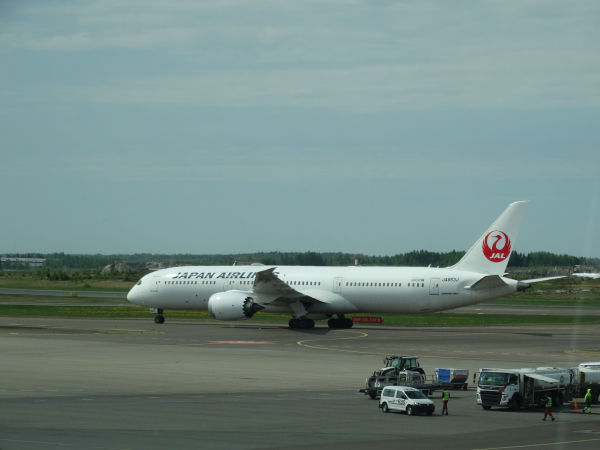 fi-jal-ja863j-helsinki-180518-full.jpg