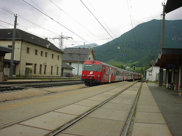 at-oebb-br1016cityshuttletirol-matrei-050702-pic4-full.jpg